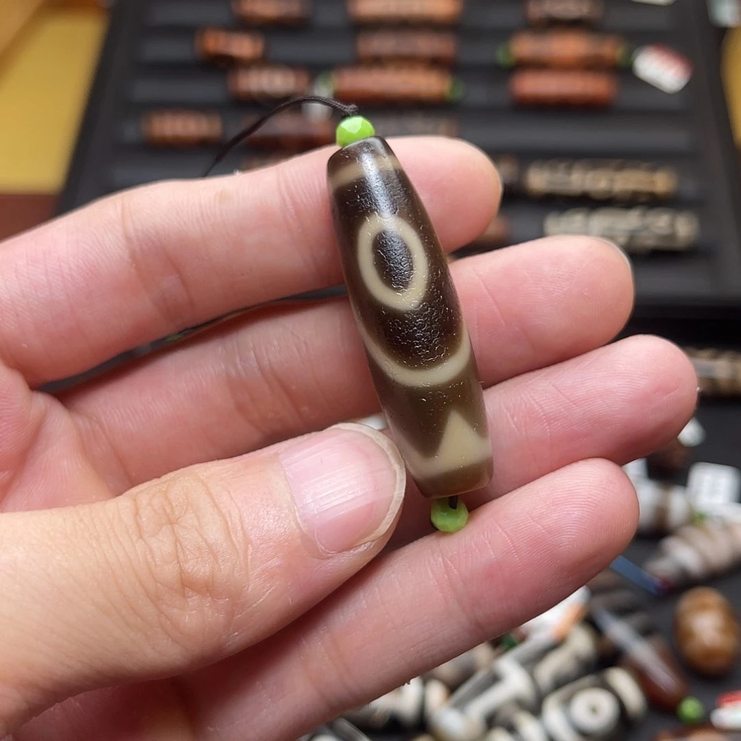 玛瑙/玉髓未镶嵌珠宝半成品柏**玩