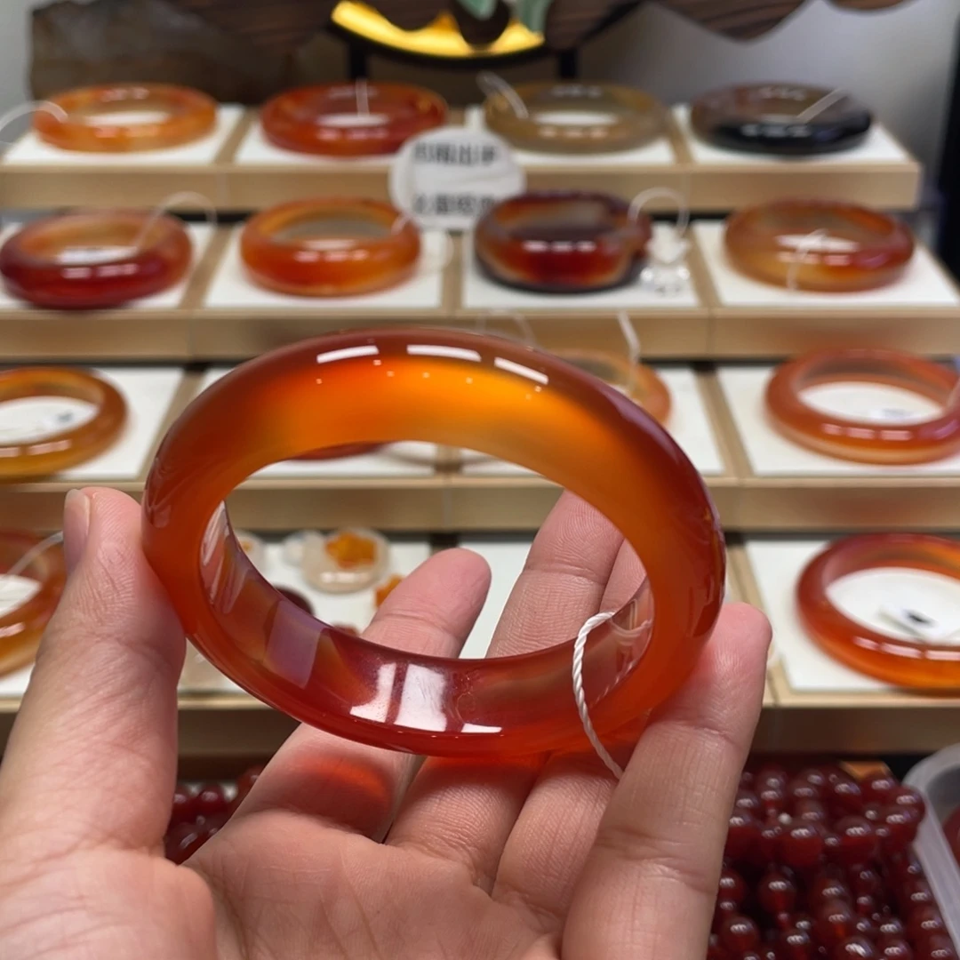 玛瑙/玉髓未镶嵌手镯