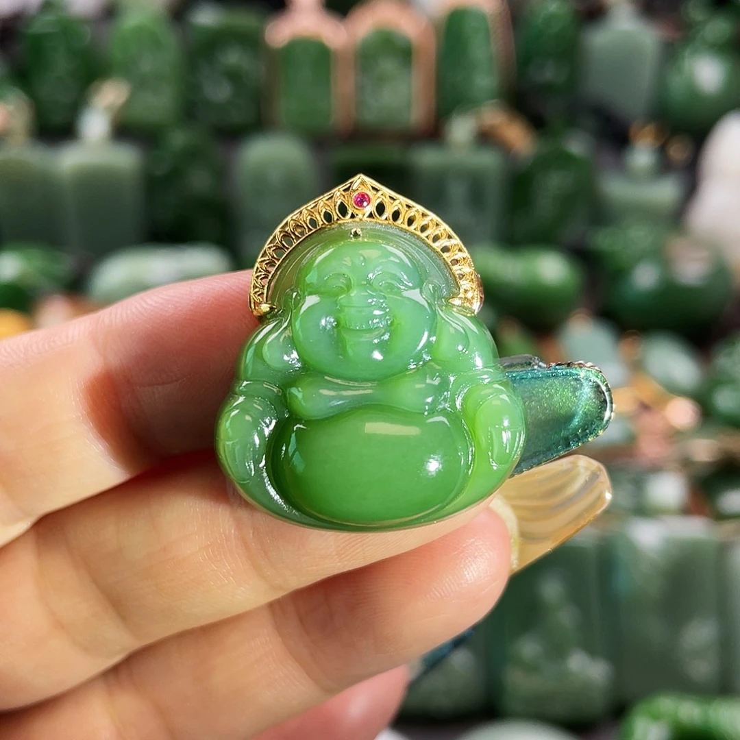 和田玉挂件18K金镶嵌