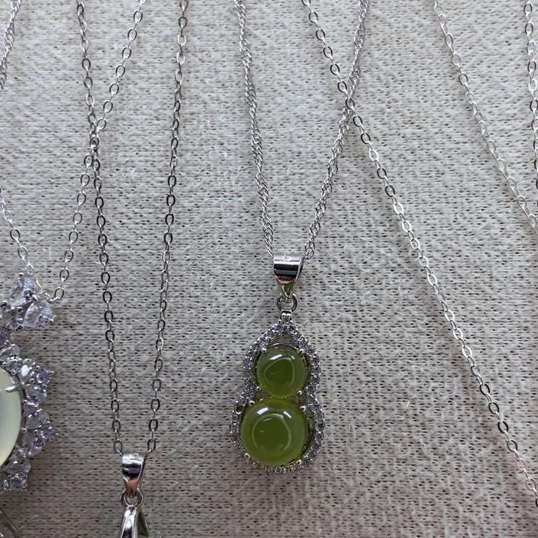 岫玉手镯手镯银S925镶嵌