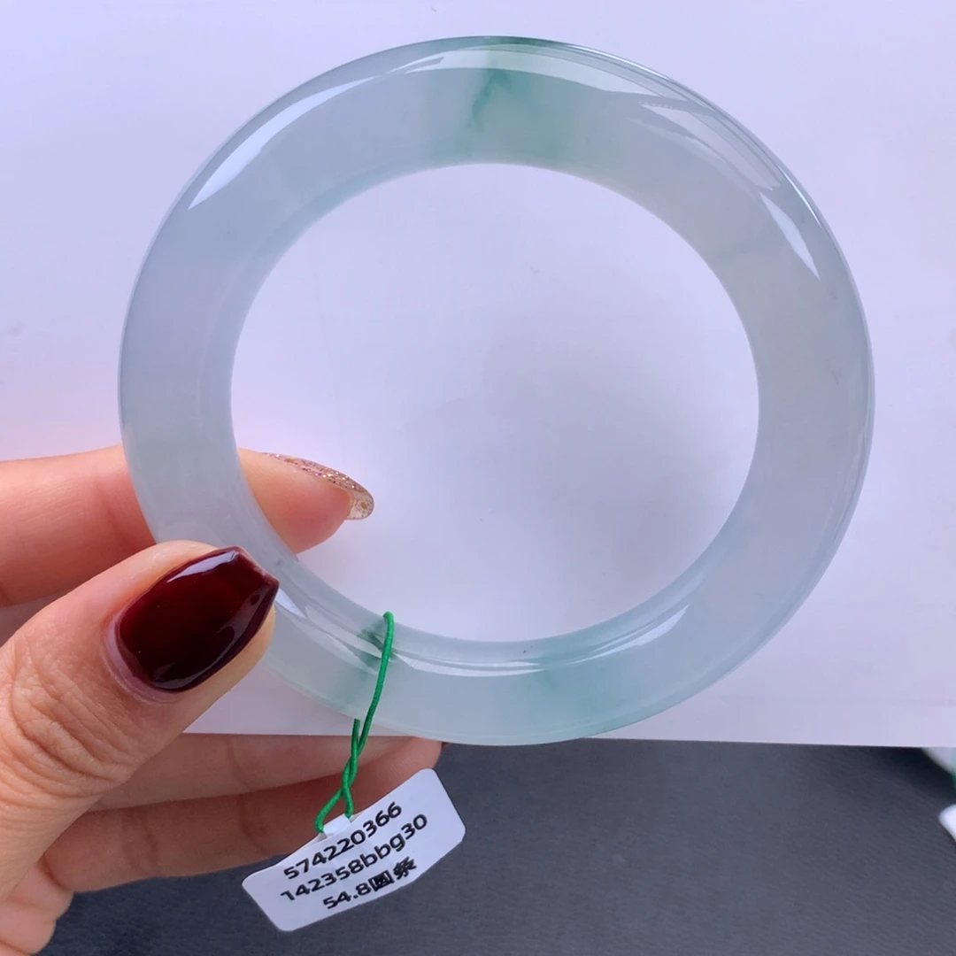 翡翠未镶嵌手镯冰胶飘花圆条手镯