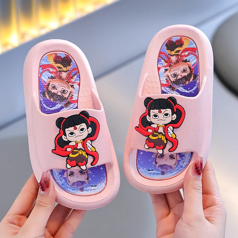 哪吒儿童拖鞋男女童夏季卡通洗澡居家浴室防滑户外宝宝凉拖鞋