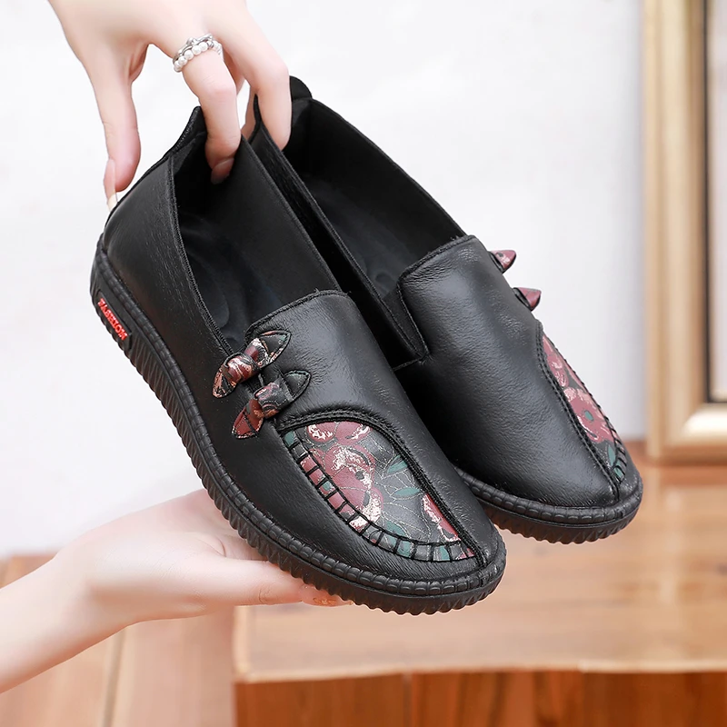 清仓春秋季新款老北京布鞋女软底防滑舒适百搭女士中老年人妈妈鞋