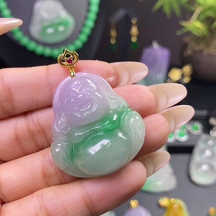 翡翠未镶嵌吊坠(赠链)