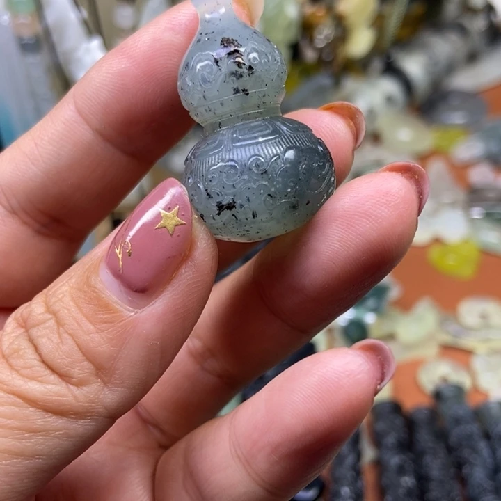 蛇纹石玉合金颈饰