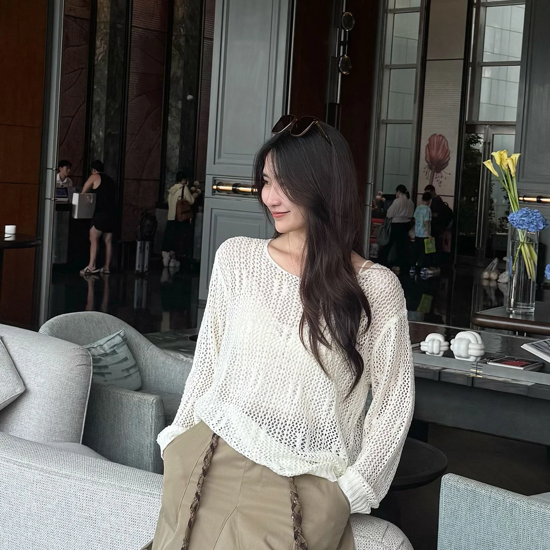 3440夏季宽松慵懒风镂空针织衫女设计感小众罩衫