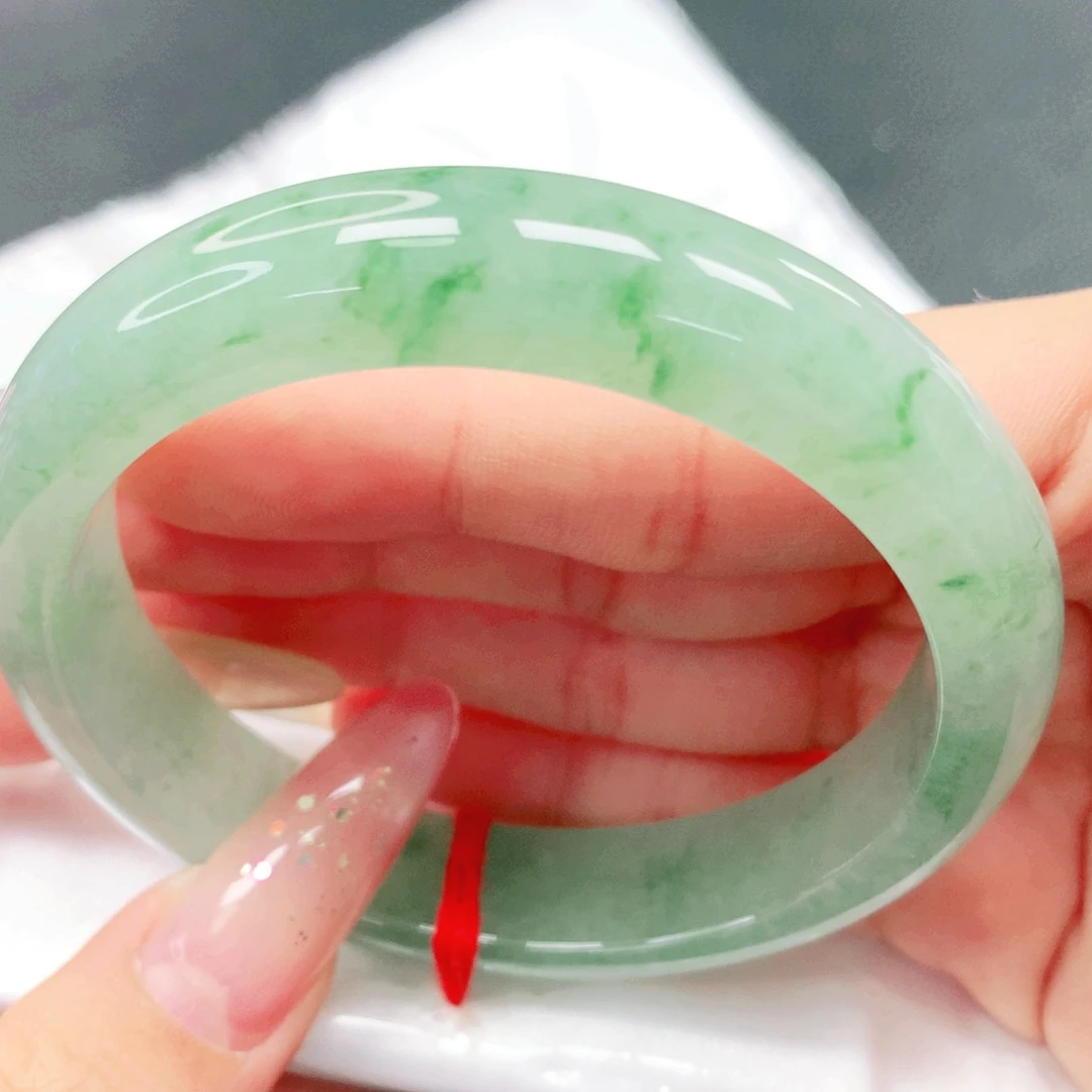 翡翠未镶嵌手镯57