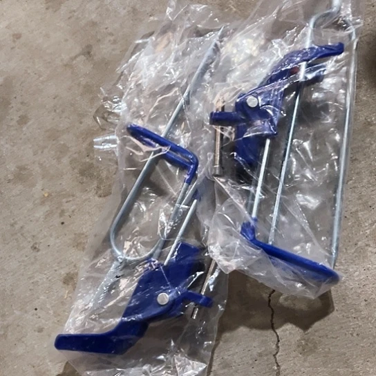 手海两用支架。