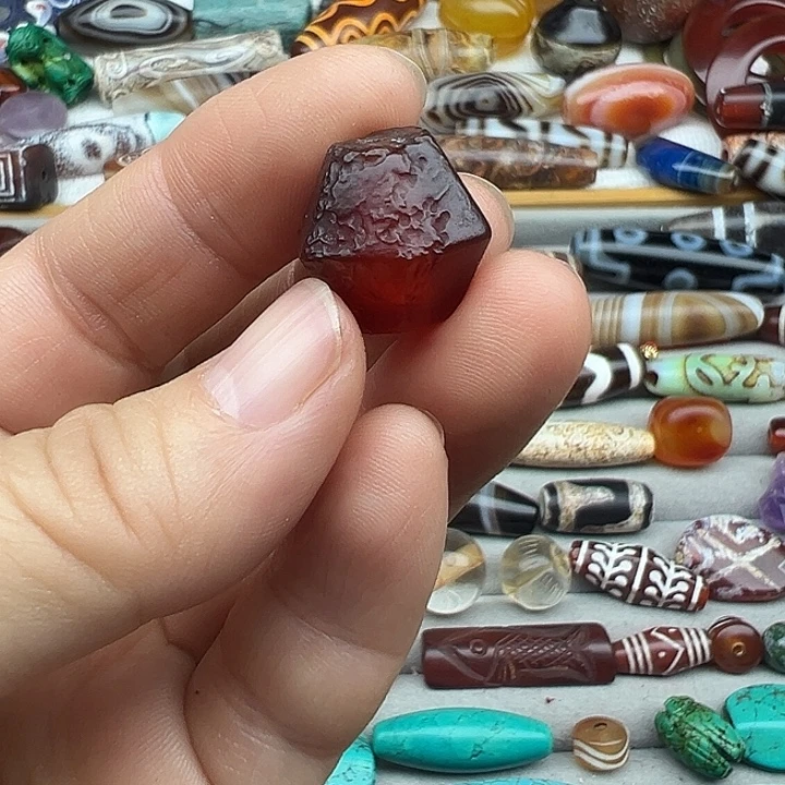 玛瑙/玉髓合金颈饰