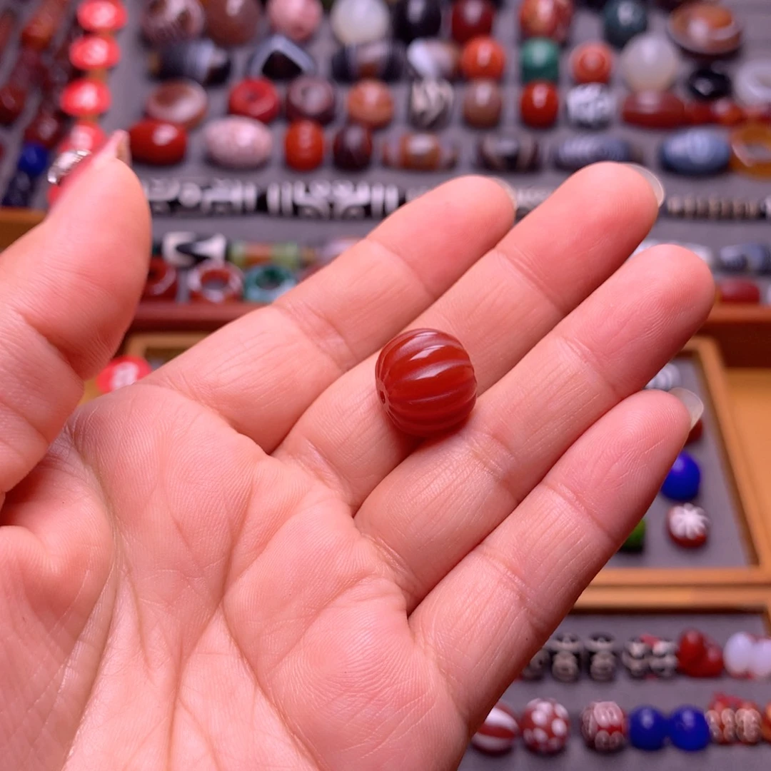 玛瑙/玉髓颈饰未镶嵌盗**蓝