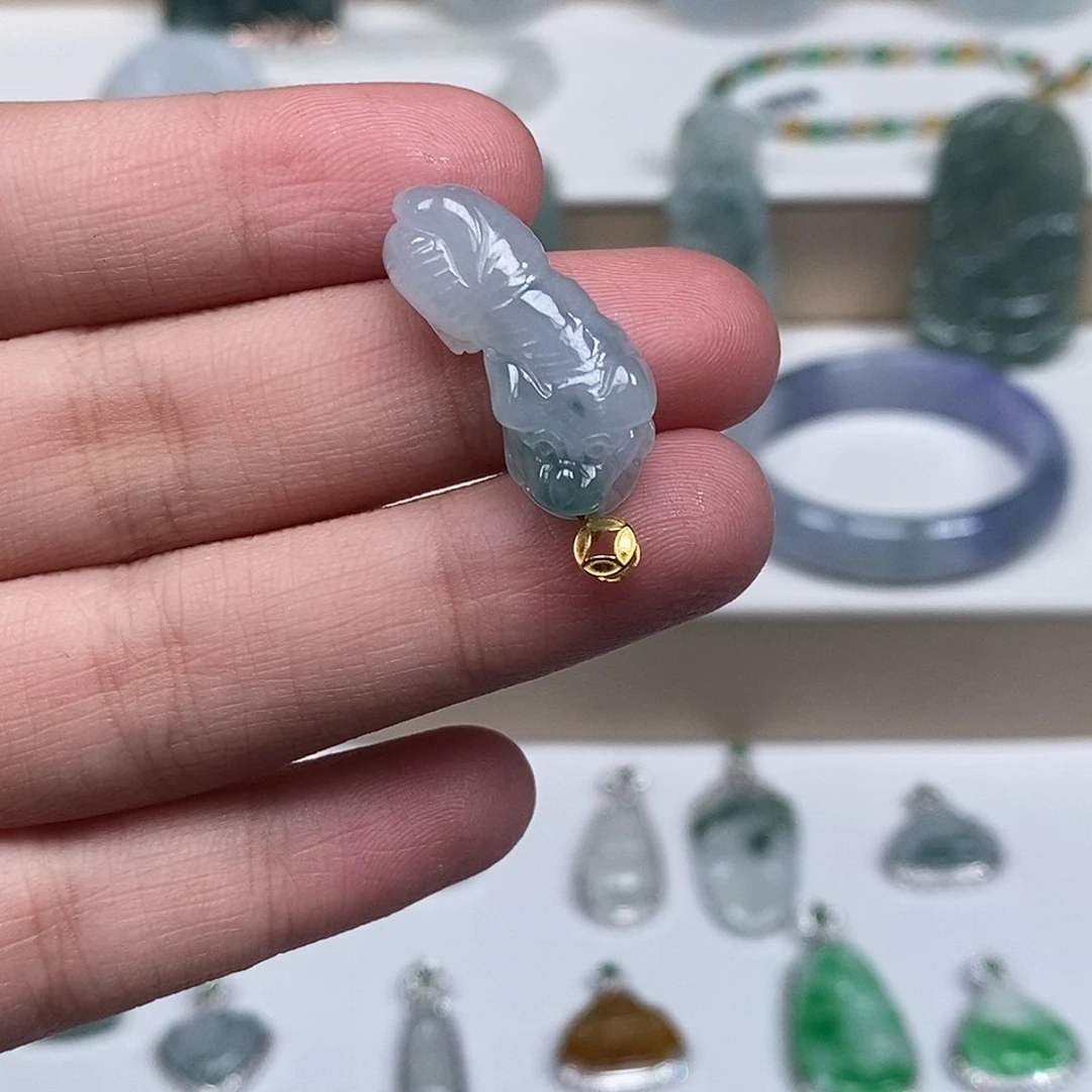 未镶嵌翡翠耳饰翡翠