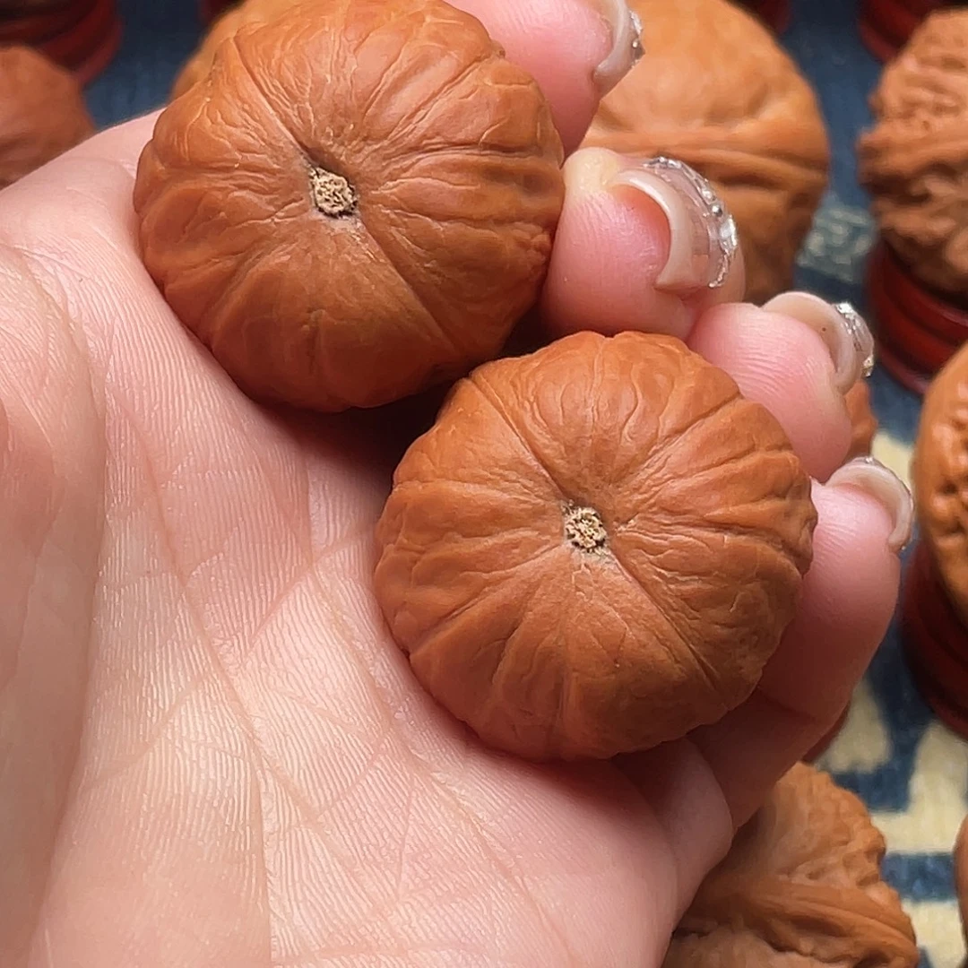 文玩核桃把件精品小石头