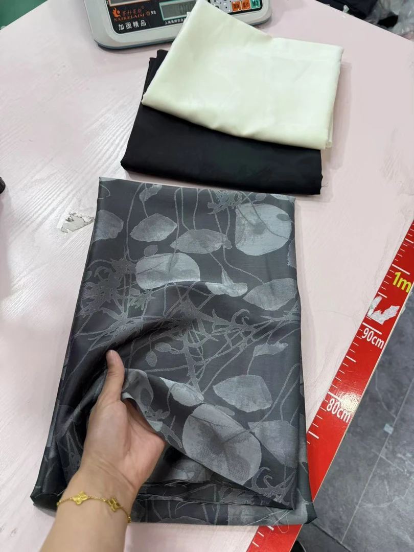 布料灰色提花桑蚕丝醋酸1-1.2-1.5米多拍连裁