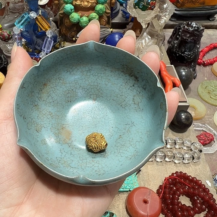 塔***鹰摆件瓷器工艺精湛