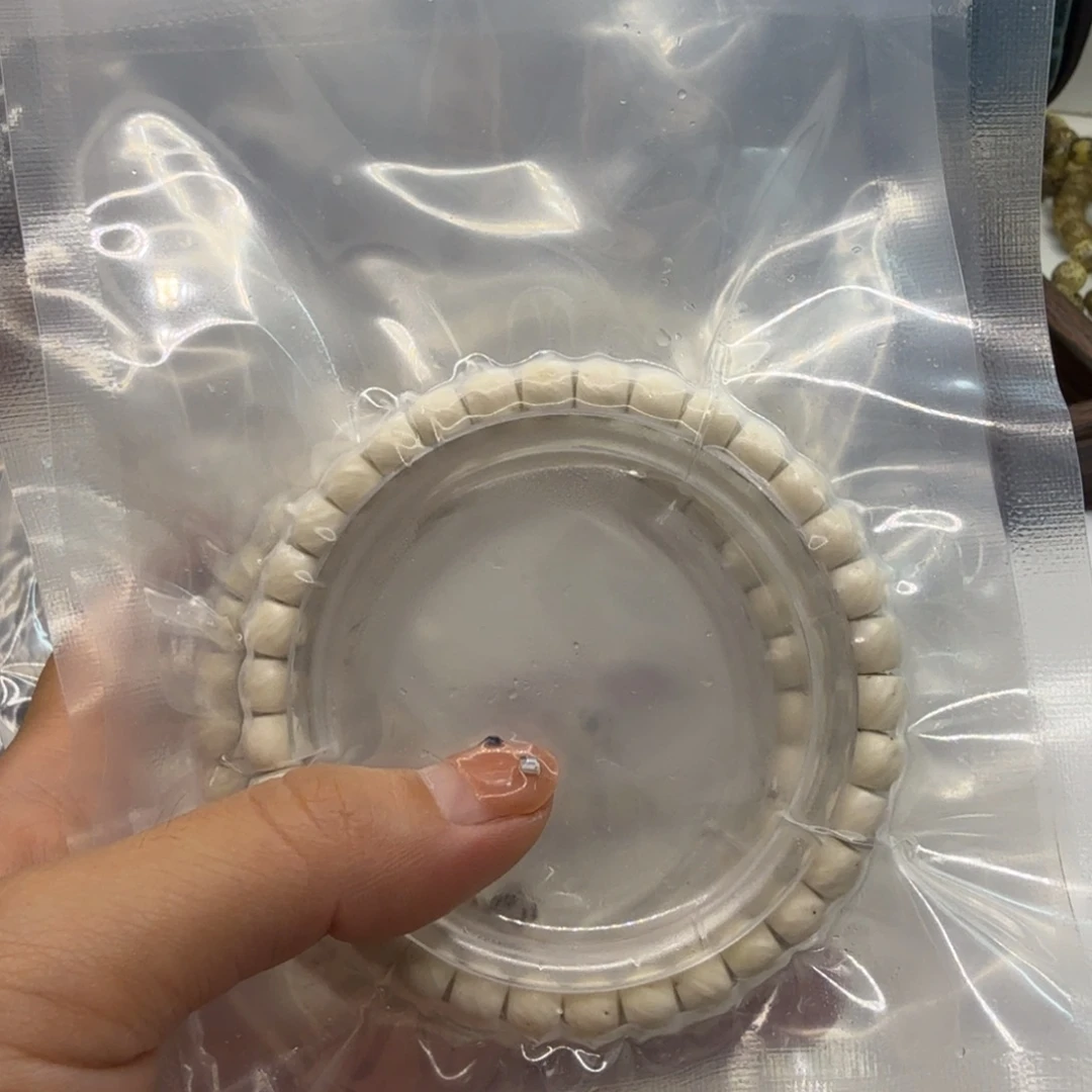 阿****吊坠星月菩提，一物一图