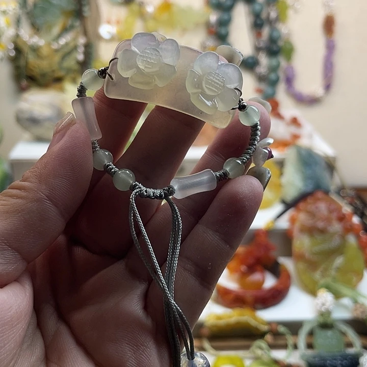 蛇纹石玉未镶嵌手链