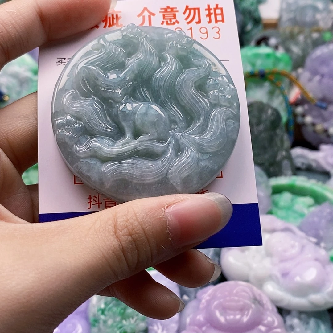 吊坠(不含链)未镶嵌翡翠