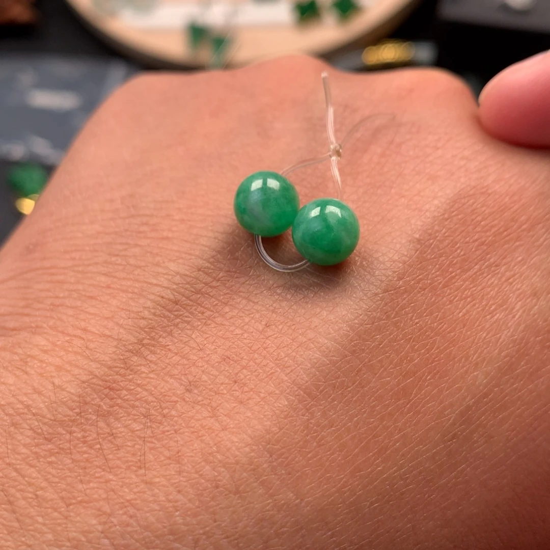 翡翠未镶嵌耳饰翡翠