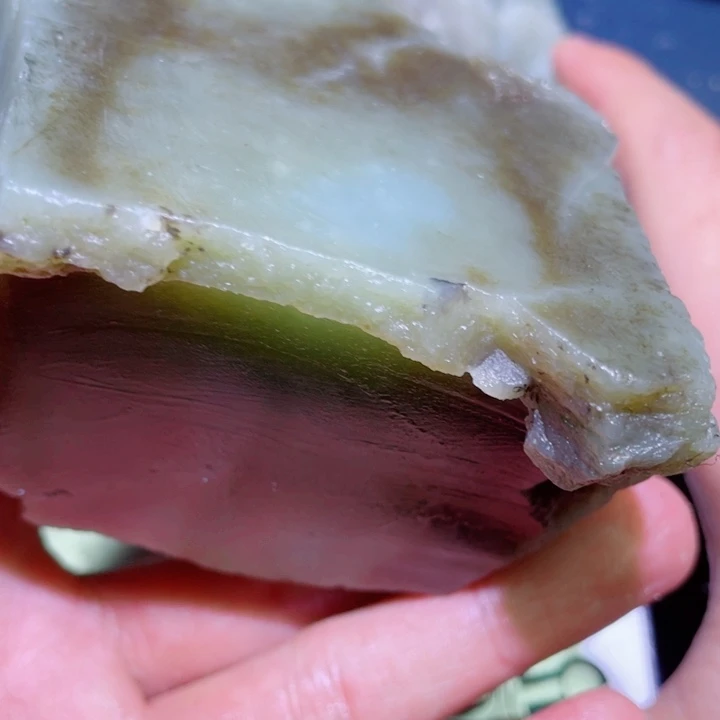 和田玉未镶嵌珠宝半成品