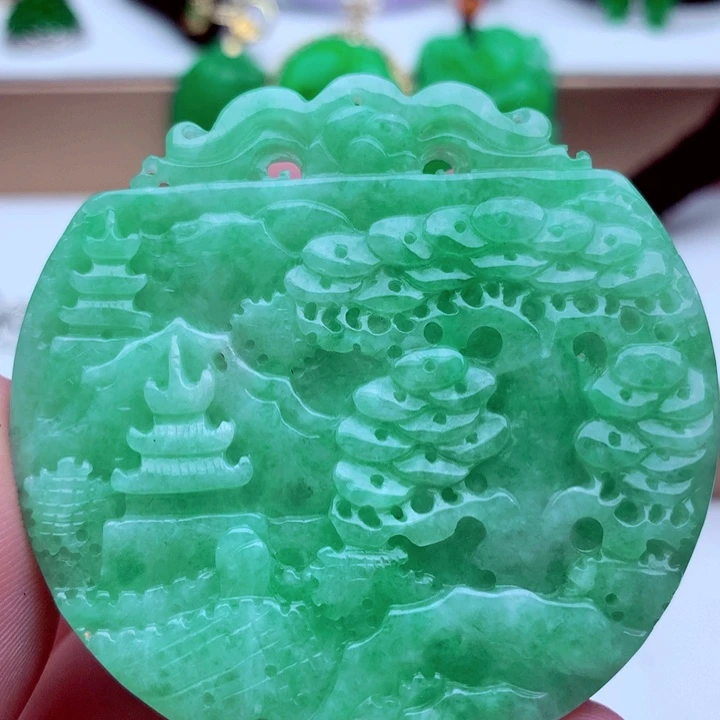 翡翠未镶嵌吊坠(不含链)