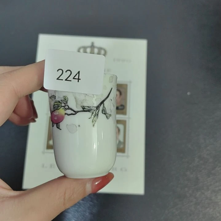 224瓷哈哈哈哈哈哈哈哈哈