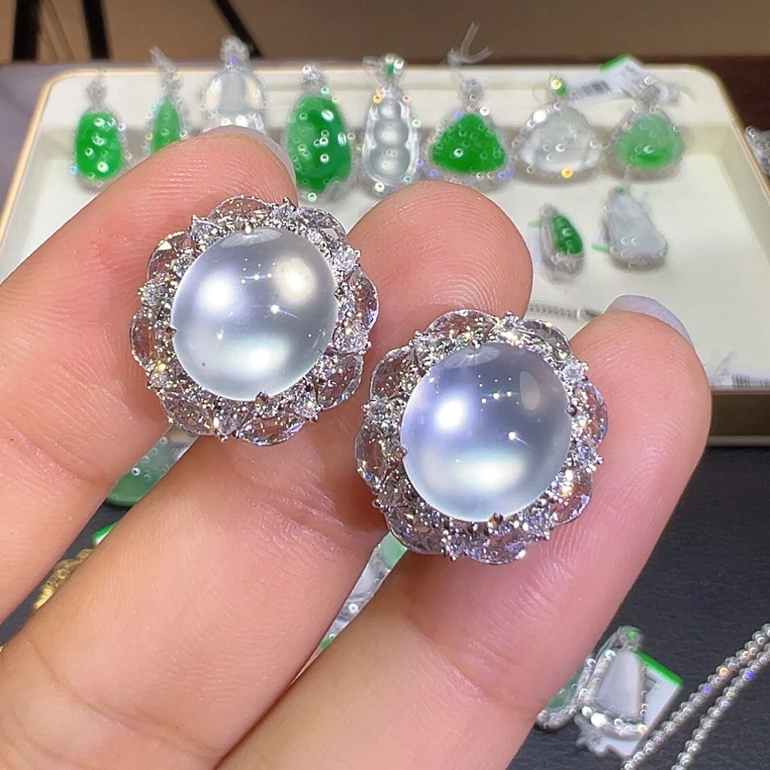 翡翠18K金镶嵌耳饰