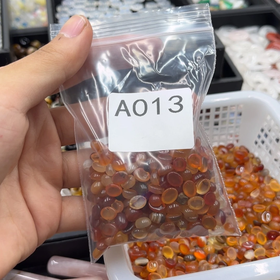 玉***儿玛瑙/玉髓合金颈饰