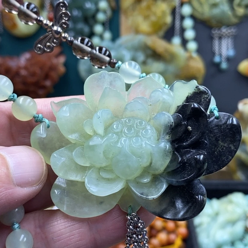 【闪购商品】未镶嵌蛇纹石玉吊坠