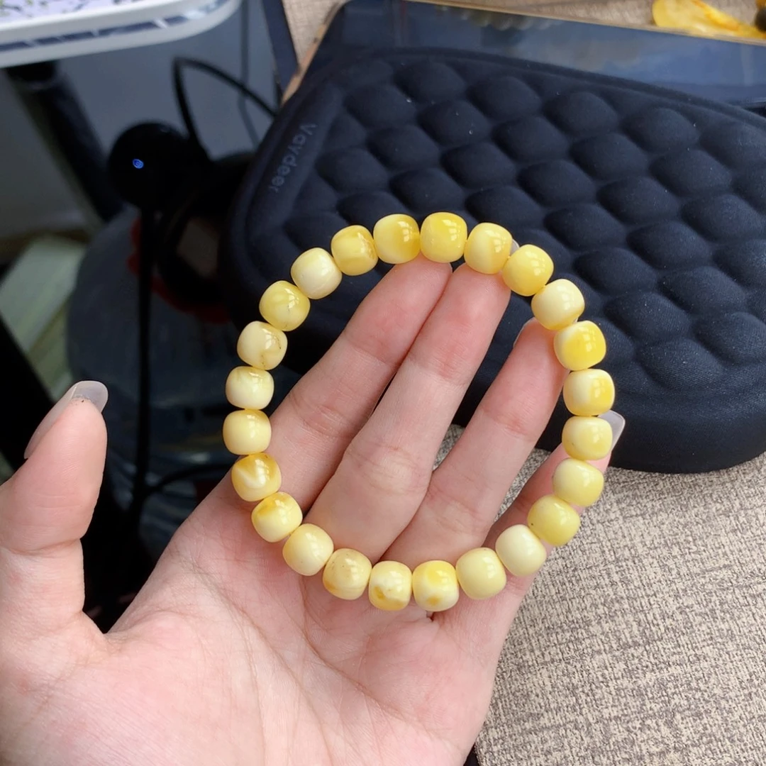蜜蜡未镶嵌珠宝奇石9.5