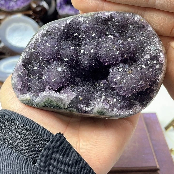 水晶大型摆件（非配饰）未镶嵌