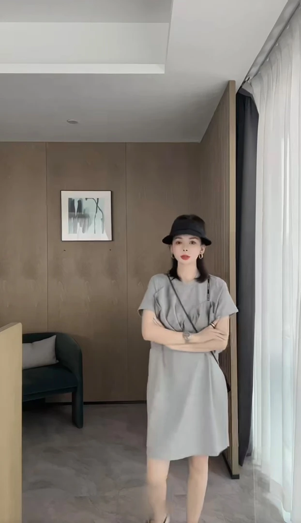 深圳南油2025夏季新款宽松时尚休闲百搭纯色圆蝴蝶结连衣裙裙子