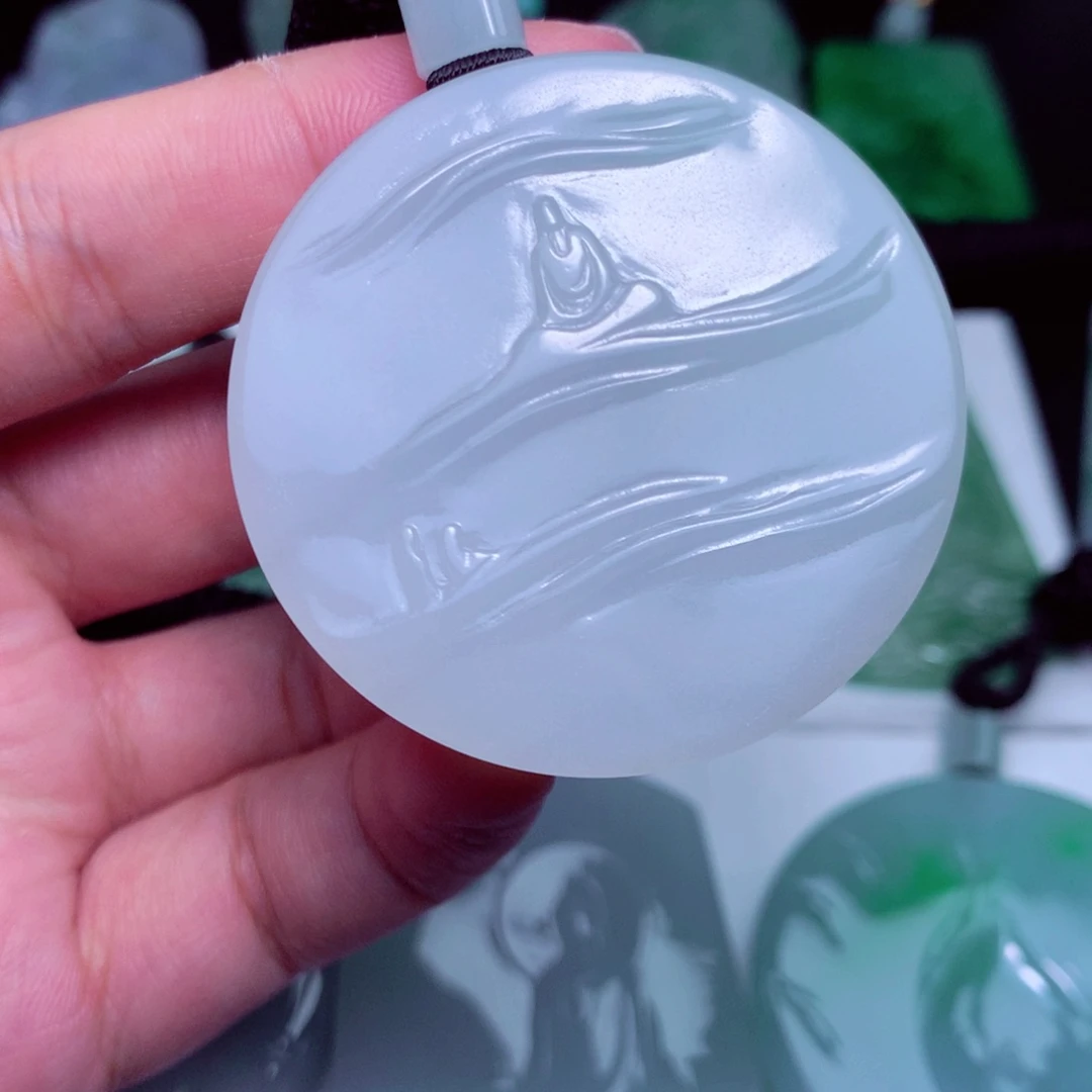 翡翠未镶嵌颈饰天然A货翡翠