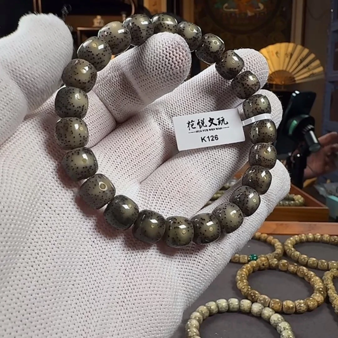 手串星月菩提10x9 糯冰黑冰 K126