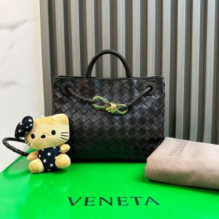 95新/葆蝶家/C6841967392/[251109LLYC]