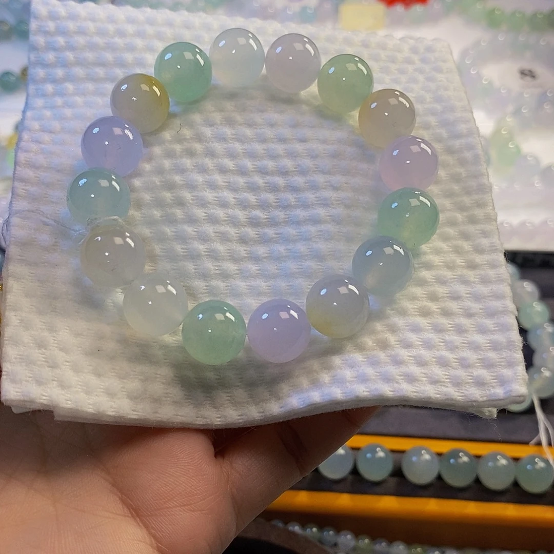 定制翡翠未镶嵌翡翠.