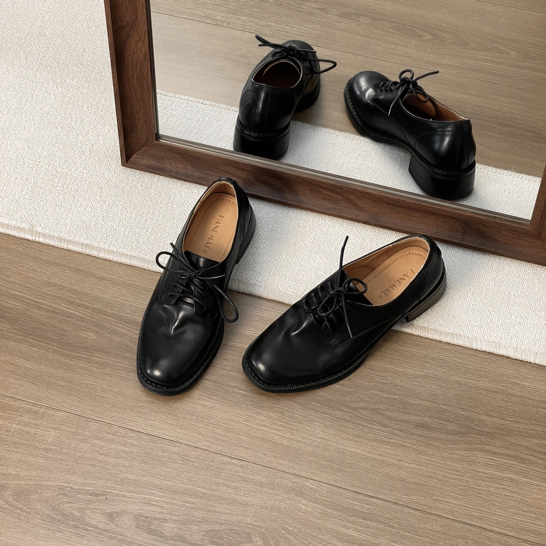 HUSSLOVE 头层牛皮·跟高3.5CM·复古英伦风老钱风必备女鞋小皮鞋