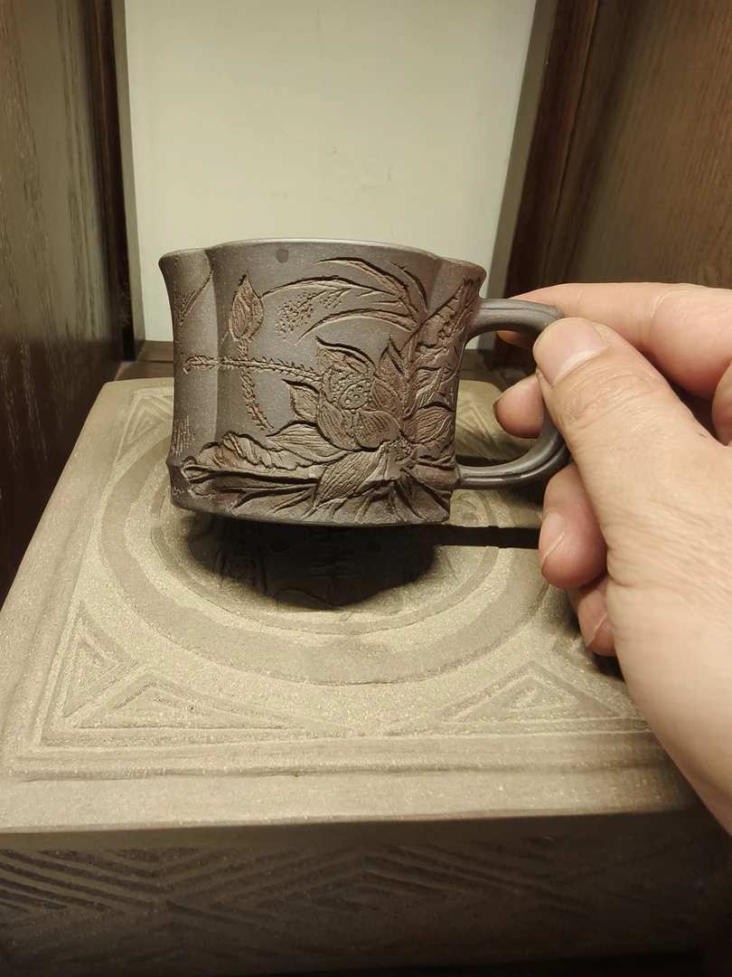 紫砂小杯，清灰泥制
