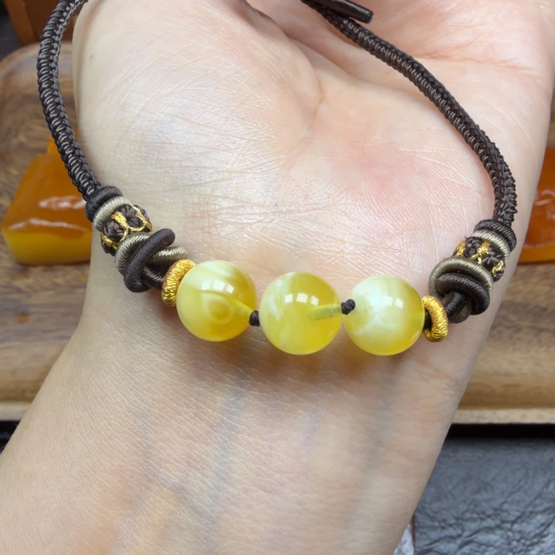 琥珀未镶嵌吊坠(赠链)