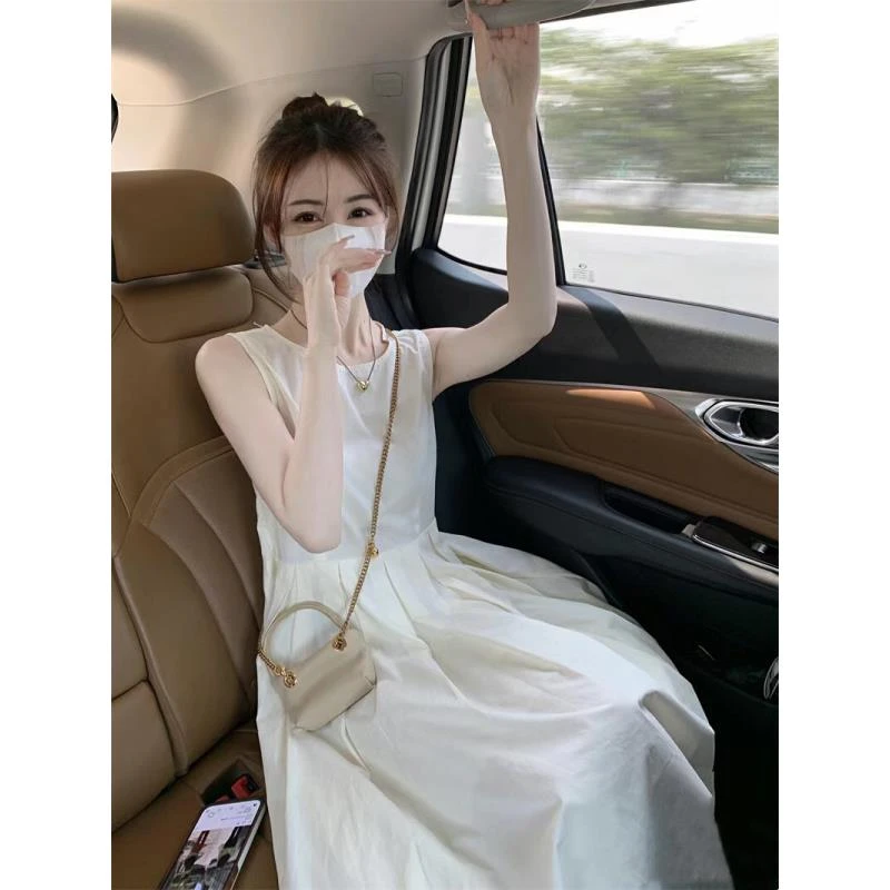 小众女装甜美法式白色连衣裙茶歇小个子无袖背心裙气质休闲连衣裙