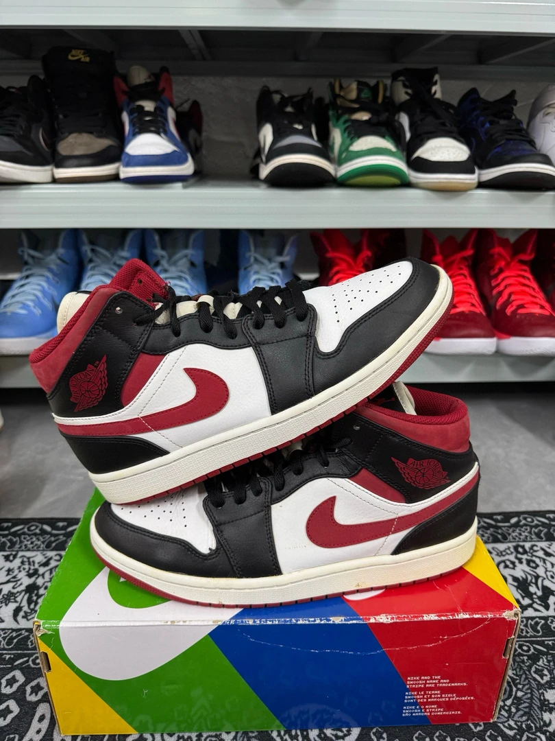 90新 maje 44码/aj1黑白红休闲鞋/二手正品