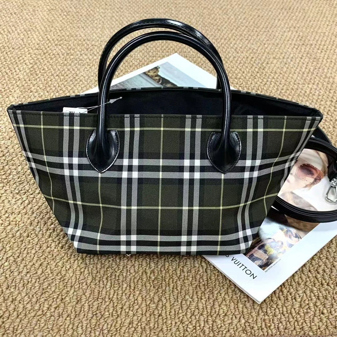 95新 BURBERRY/博柏利 XM/ 经典格纹森林绿手提包/JJ12510707