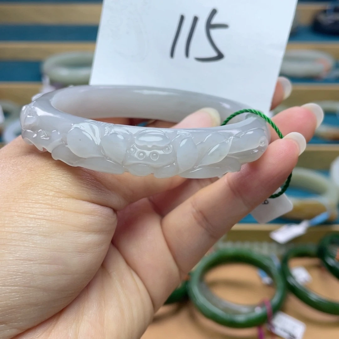 未镶嵌手镯和田玉圈口58