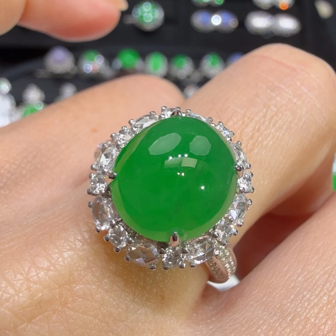 翡翠18K金镶嵌戒指收到货48小时鉴赏期