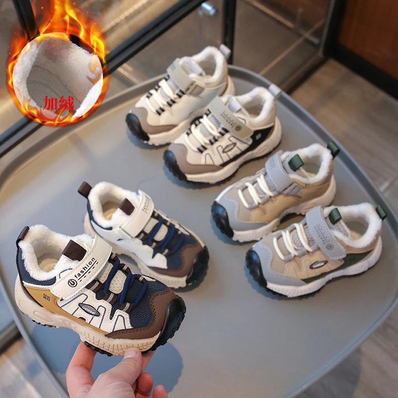 2025新款儿童二棉鞋男童运动棉鞋防滑软底女宝宝加绒鞋子保暖