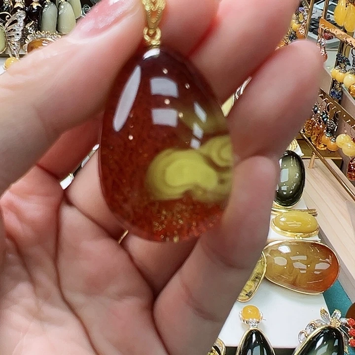 琥珀未镶嵌珠宝奇石