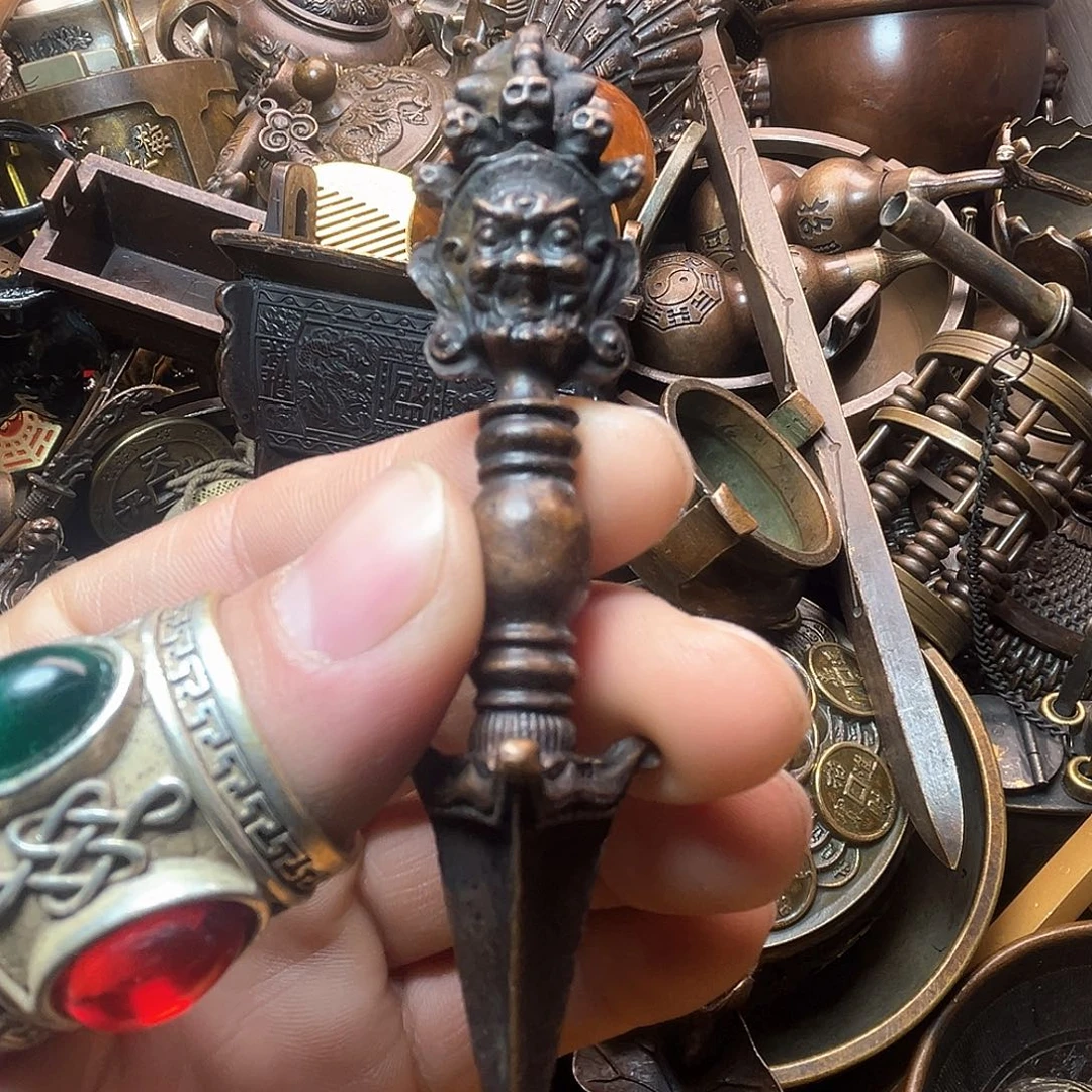 精美铜器收藏品等