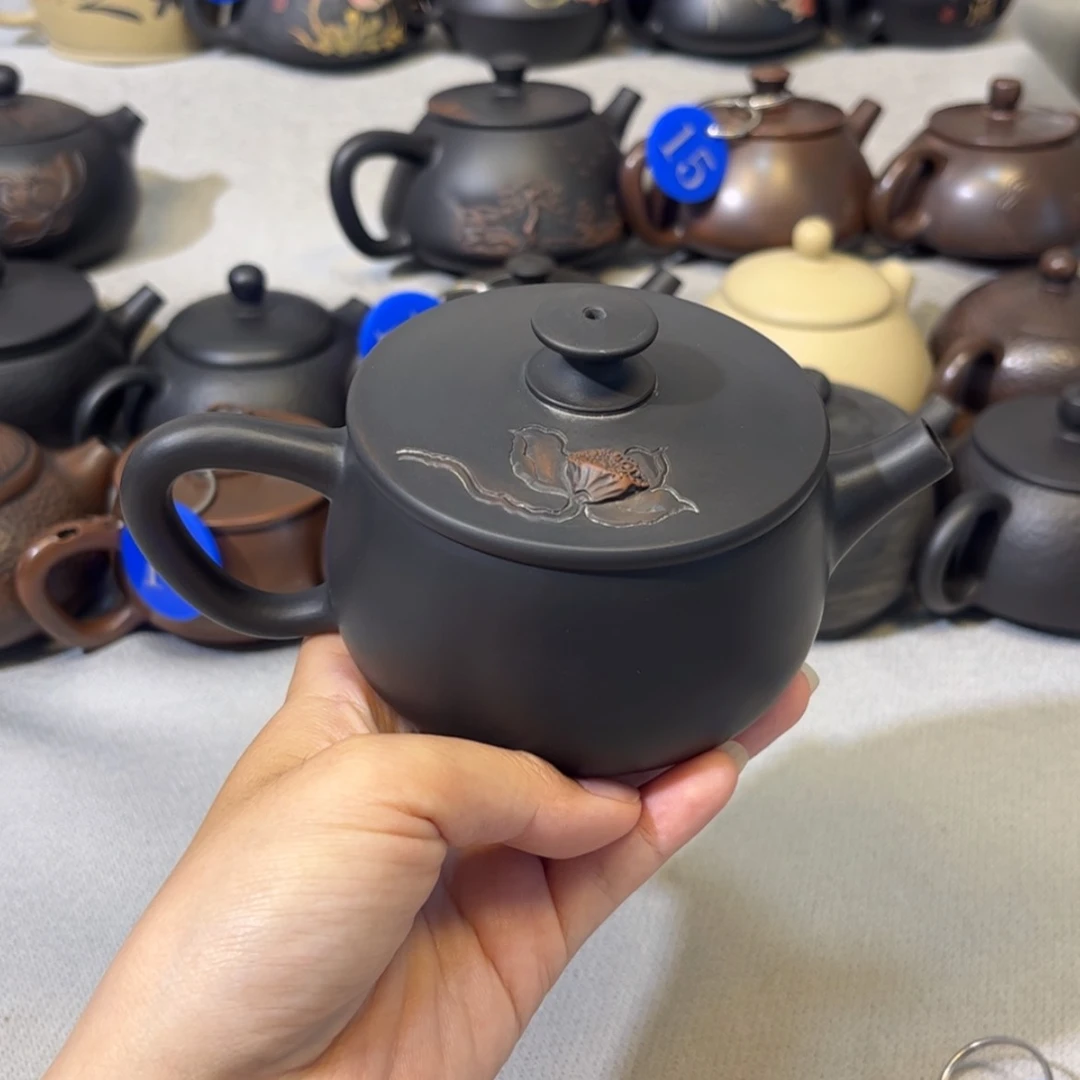 【闪购商品】红泥 浮雕莲蓬 容量 210c c