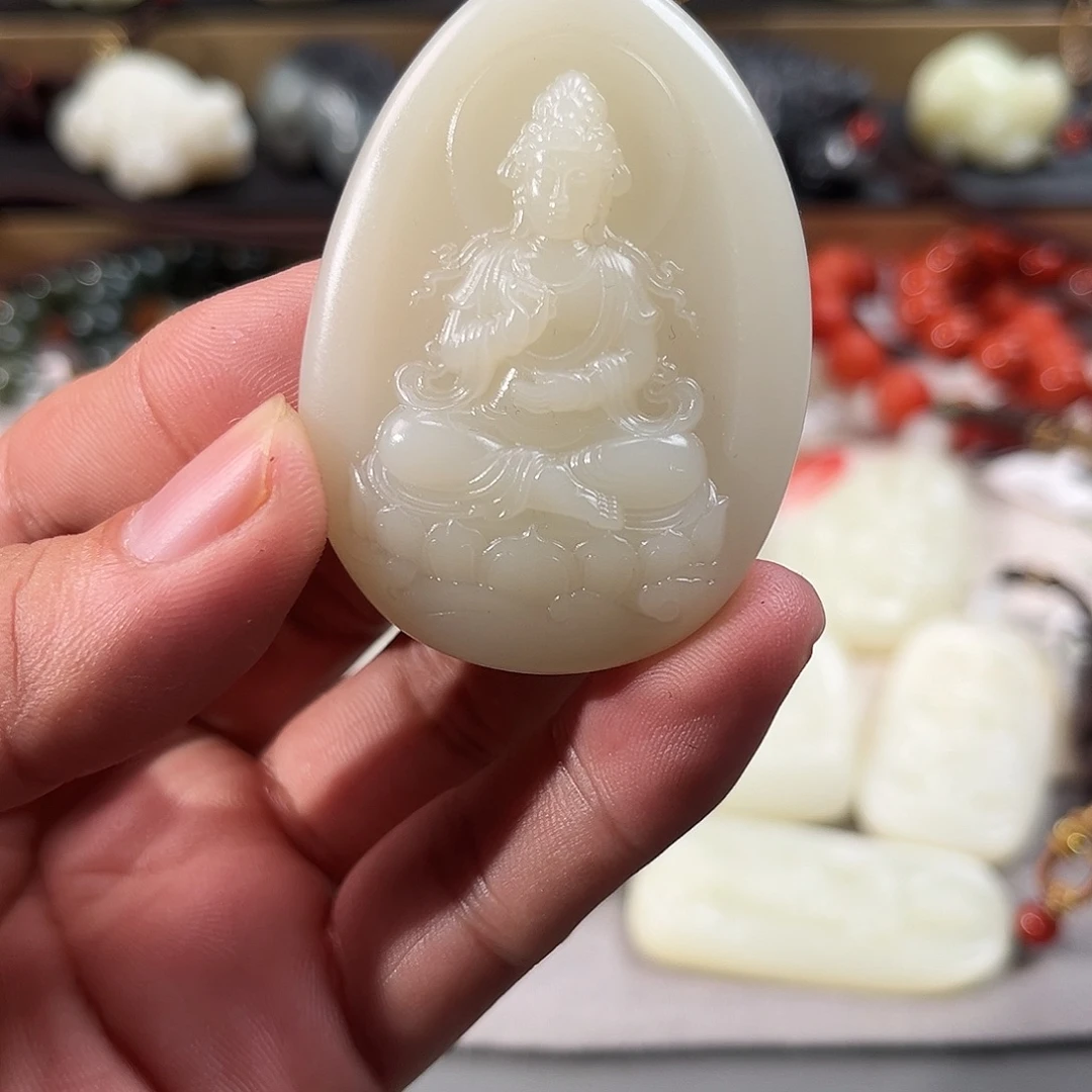 和田玉未镶嵌颈饰