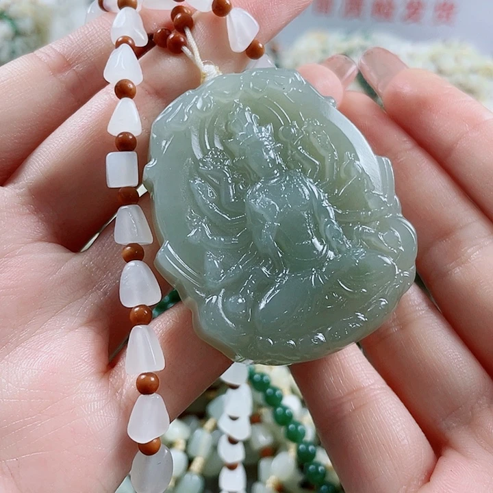 颈饰未镶嵌和田玉