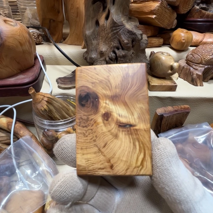 柏木（崖柏）圣*北太行随行手把件